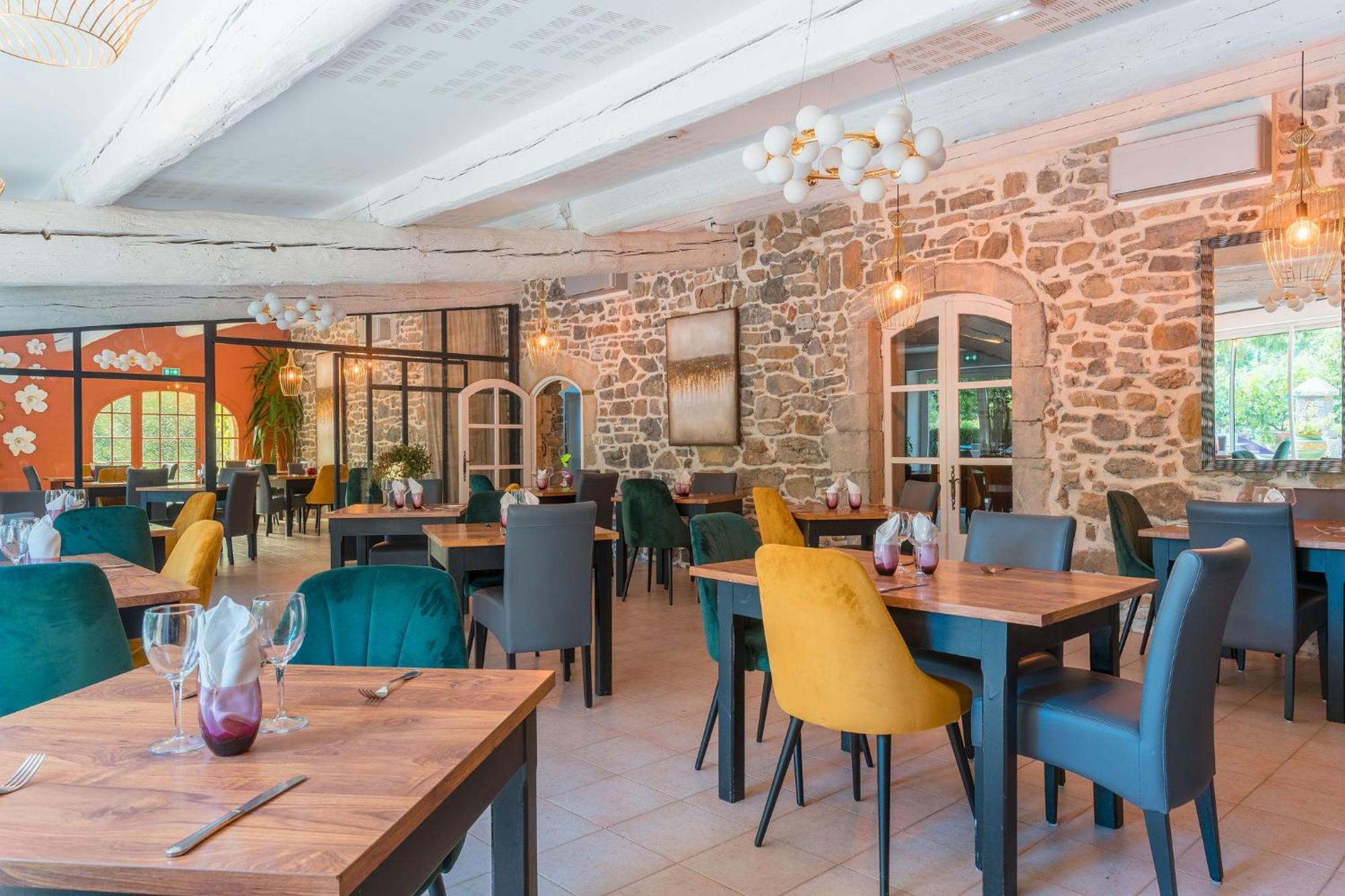 Logis Hotel Restaurant Le Pradinas Anduze Eksteriør bilde
