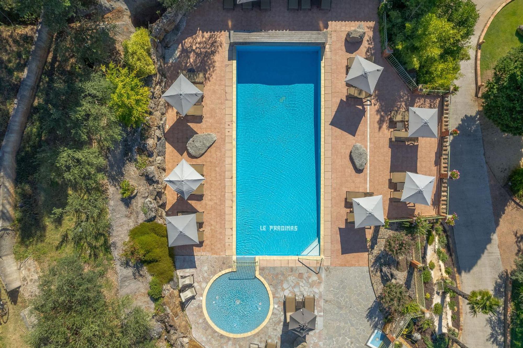 Logis Hotel Restaurant Le Pradinas Anduze Eksteriør bilde