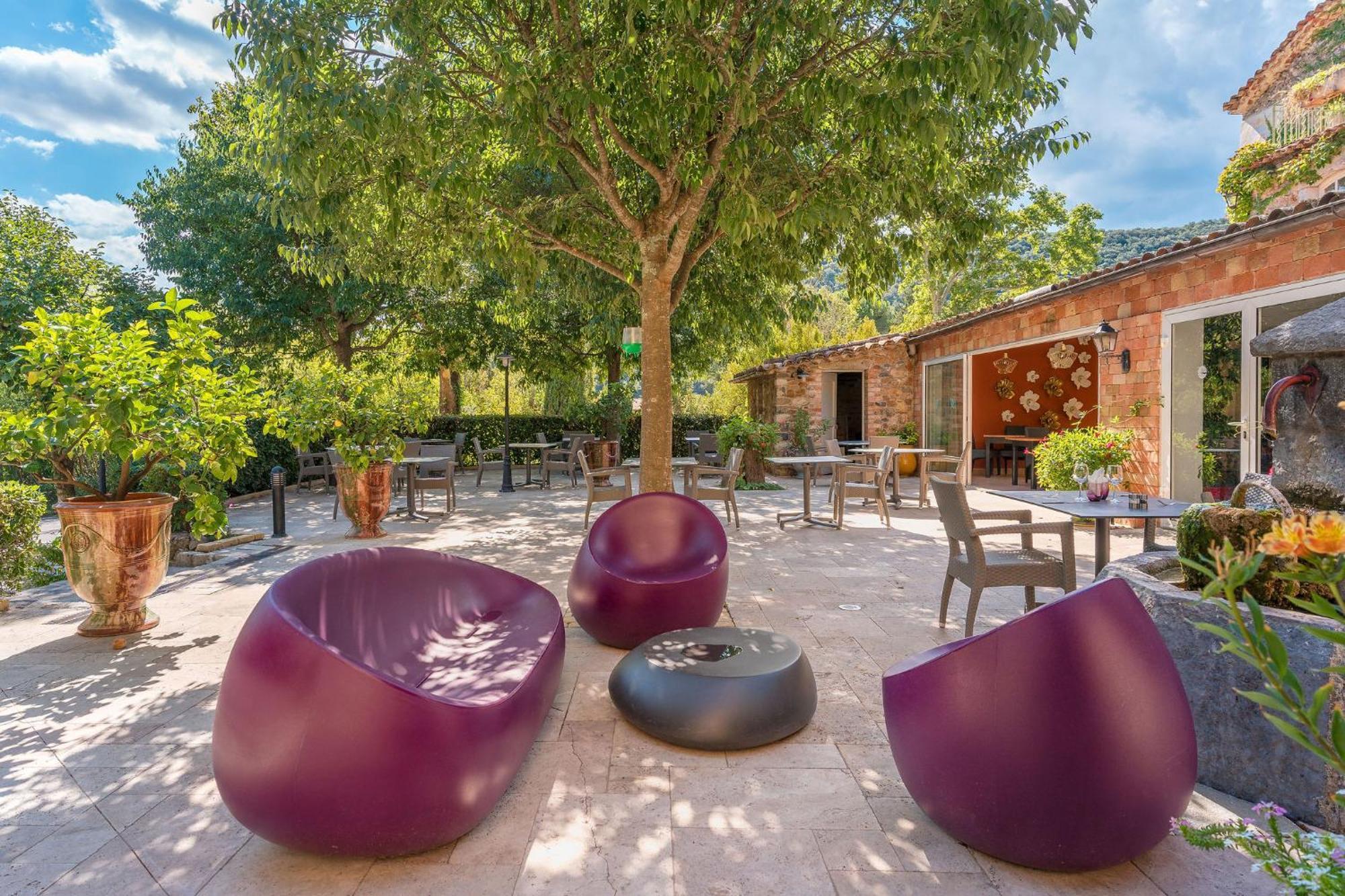 Logis Hotel Restaurant Le Pradinas Anduze Eksteriør bilde