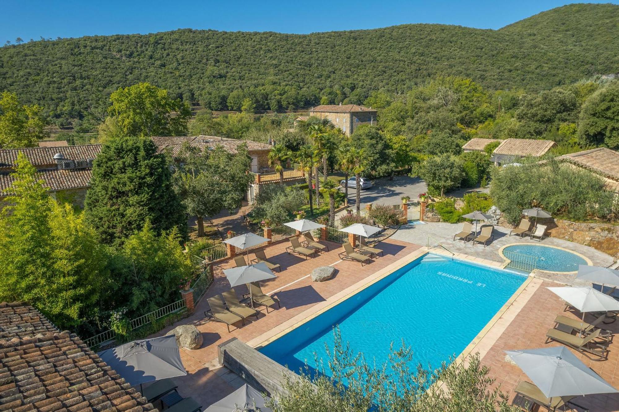 Logis Hotel Restaurant Le Pradinas Anduze Eksteriør bilde