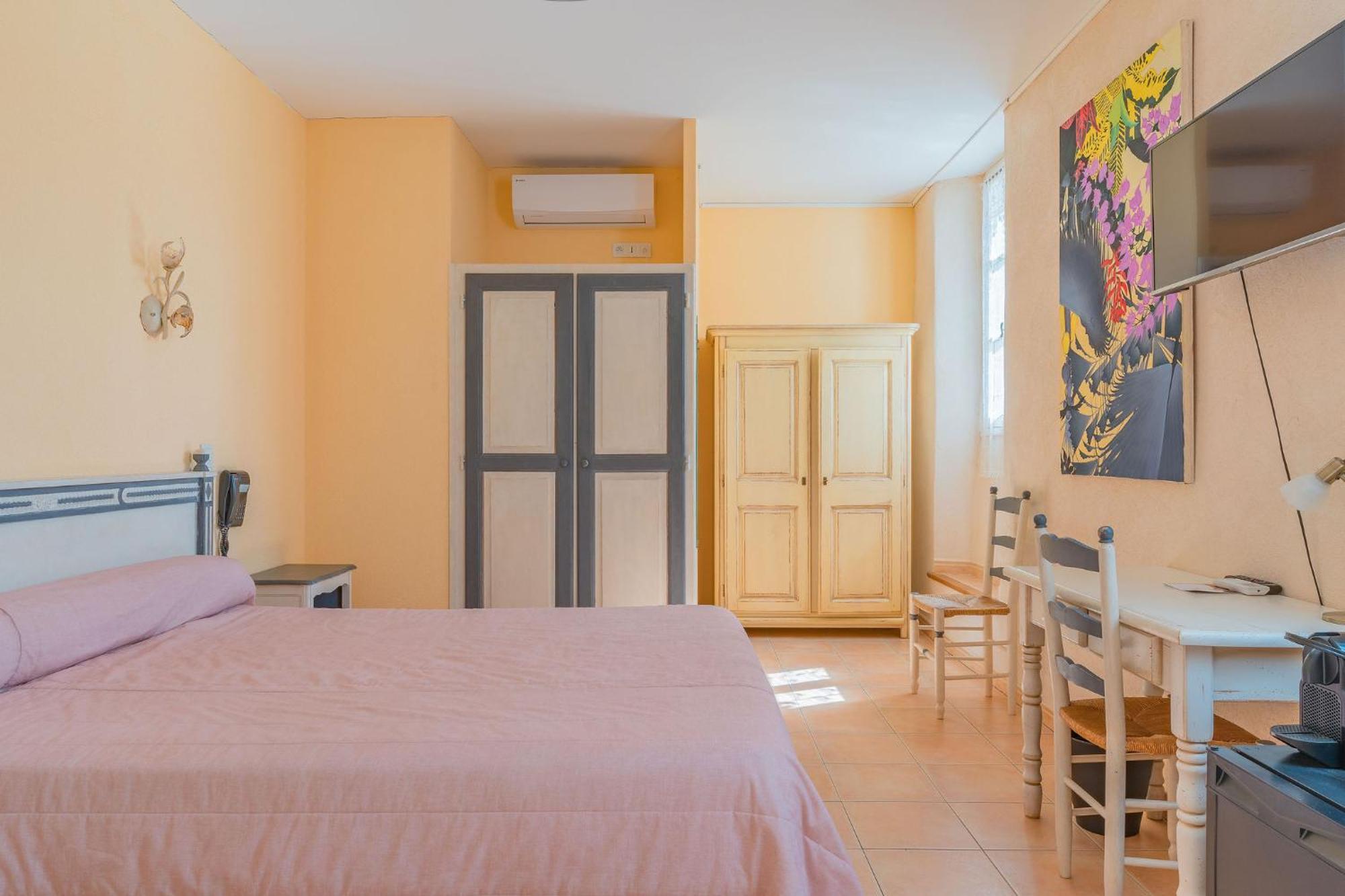 Logis Hotel Restaurant Le Pradinas Anduze Rom bilde