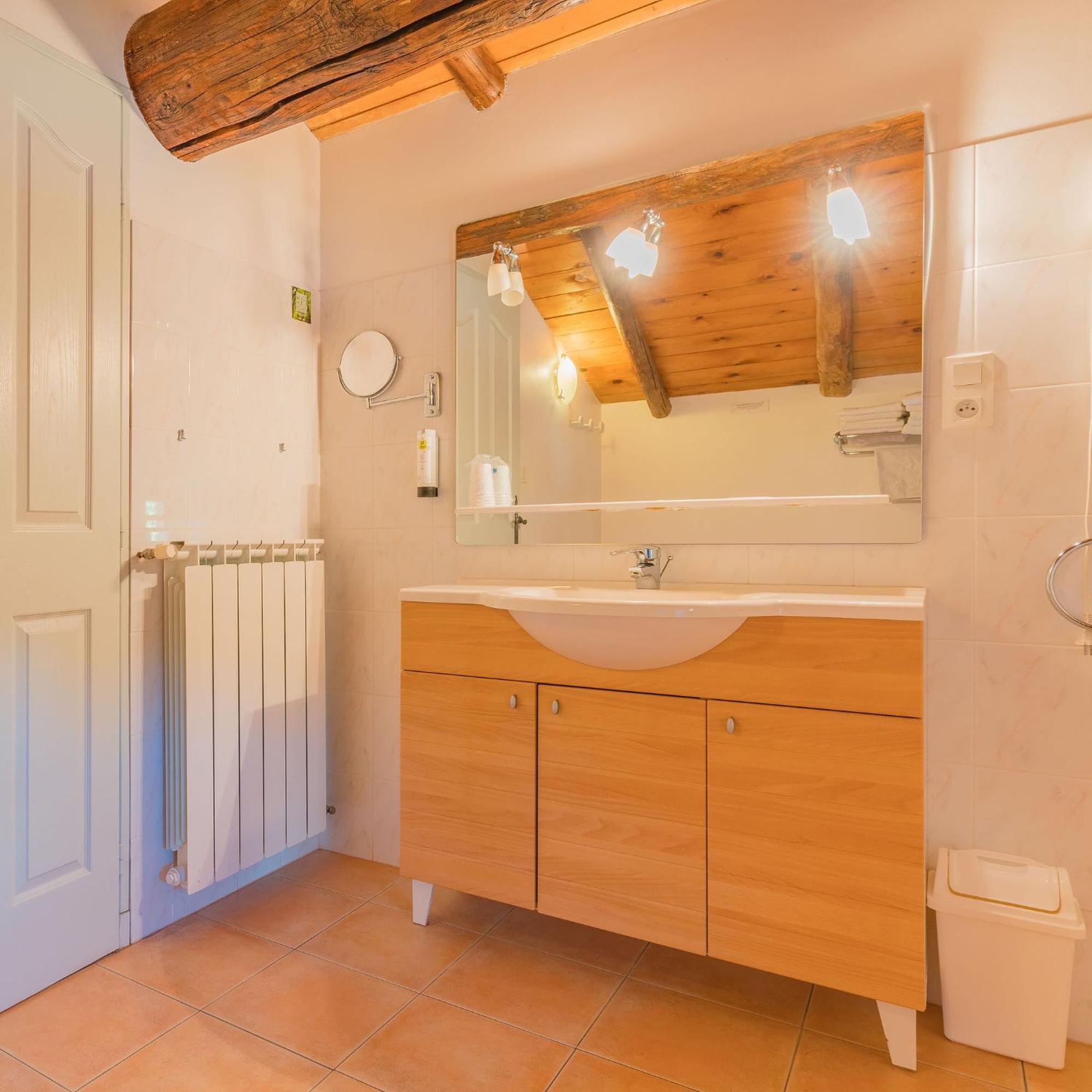 Logis Hotel Restaurant Le Pradinas Anduze Rom bilde